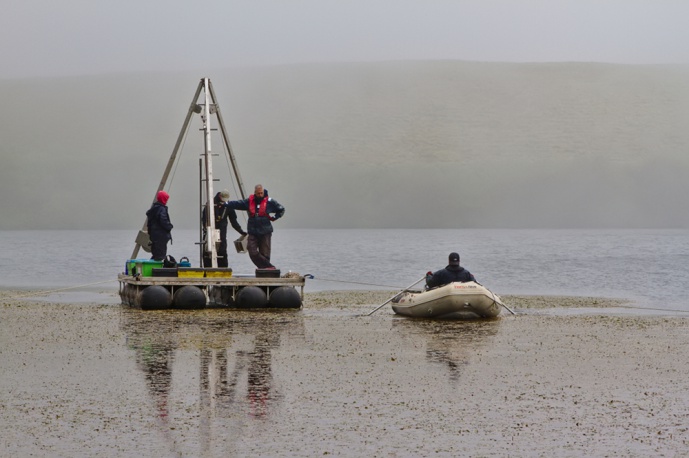 SCIENTIFIC EXPEDITION COLLECTS SAMPLES FROM FLORES AND CORVO LAKES FOR PALEOENVIRONMENTAL RECONSTRUCTIONS